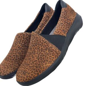 Collection by Clarks Women‎ 7.5M Kayleigh Step Loafer Cheetah Suede Comfort Shoe
